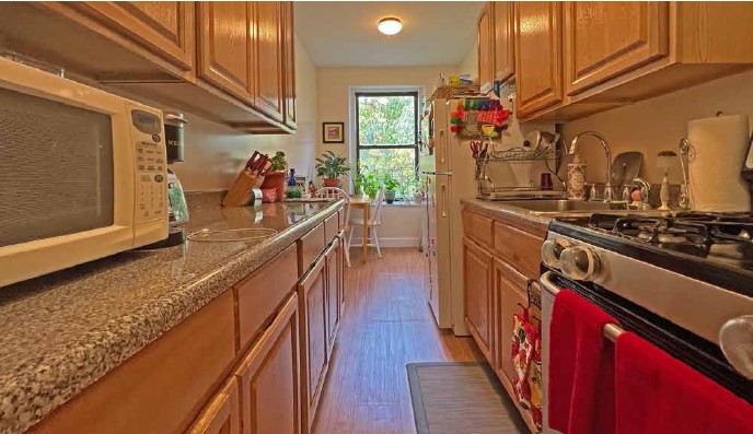 3648 & 3650 Bronx Blvd